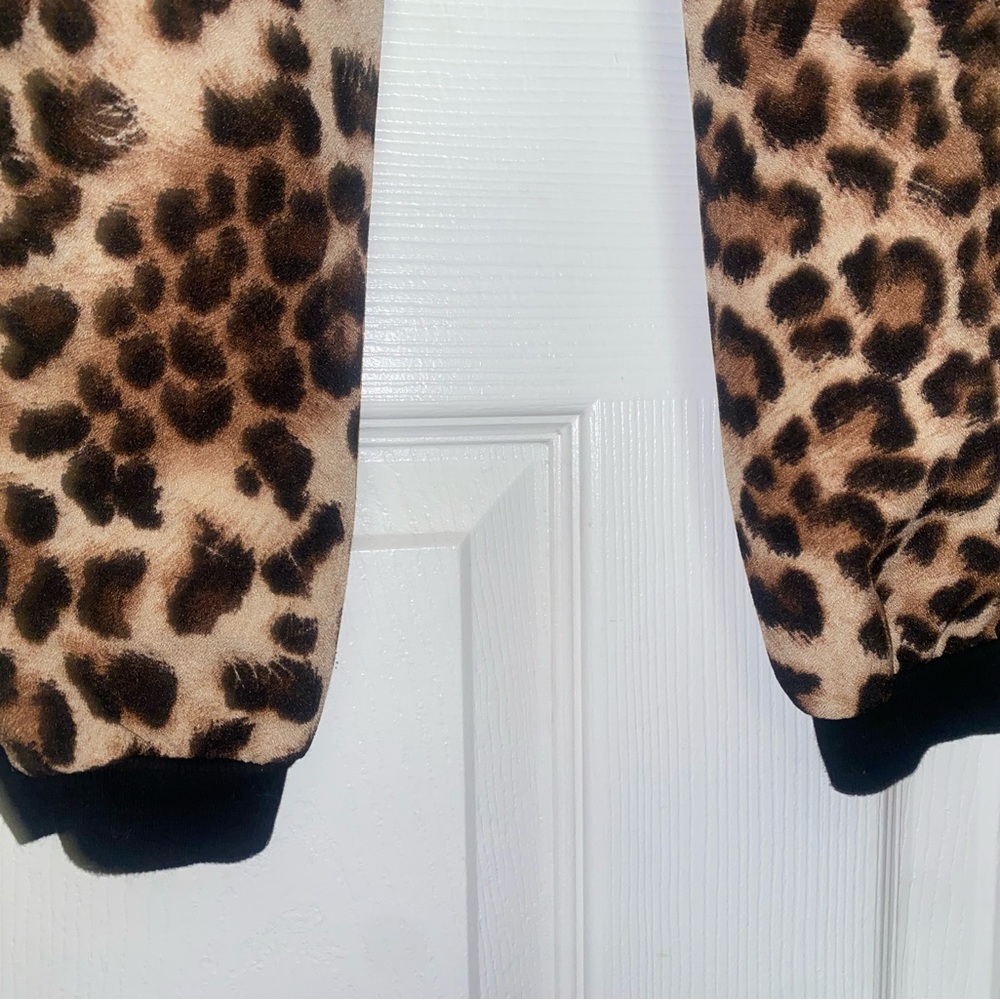 Entro Leopard Print Pants - Picture 5 of 13